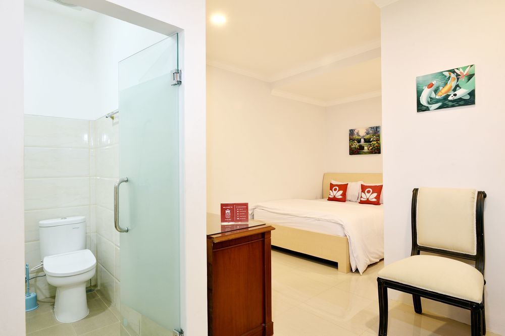 Kemang Eleven Hotel Jakarta Exterior photo